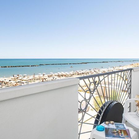 Hotel Orizzonte 벨레지아아지마리나 외부 사진
