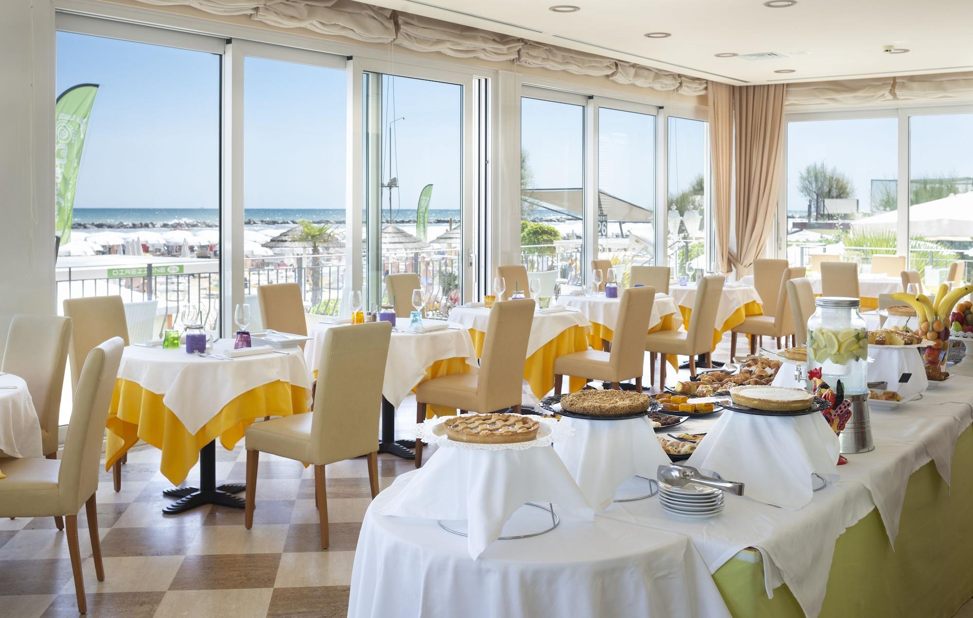 Hotel Orizzonte 벨레지아아지마리나 외부 사진