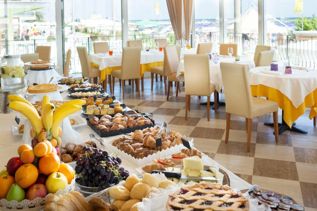 Hotel Orizzonte 벨레지아아지마리나 외부 사진